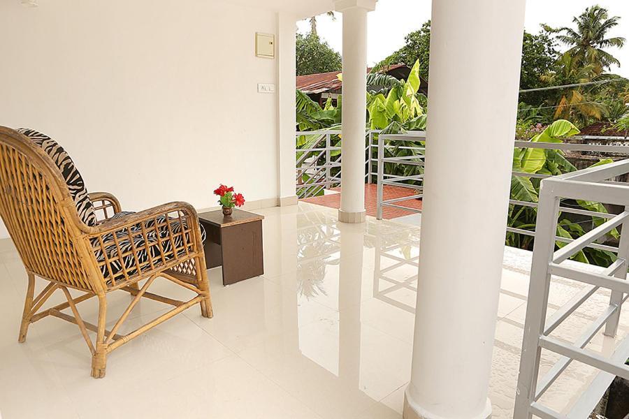 Aleenas Homestay Kochi エクステリア 写真